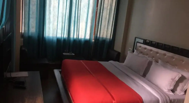 Номер Standard Hotel KC Regency