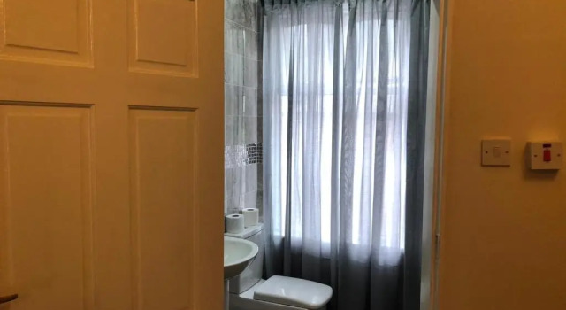 Четырёхместный номер Standard Regency GuestHouse Manchester North