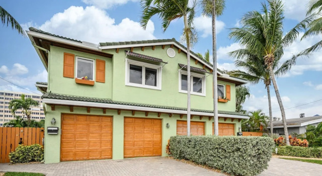 4331 W Tradewinds Ave Duplex Unit A 3 Bedrooms 2.5 Bathrooms Duplex