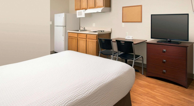Номер Standard WoodSpring Suites Kansas City Mission