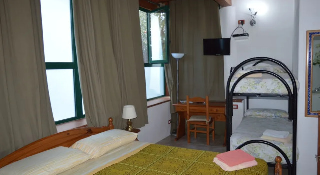 Четырёхместный номер Standard Giardino Segreto