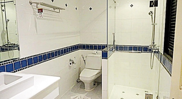 Двухместный номер Standard Rayaburi Hotel, Patong