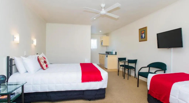 Студия Superior Alfresco Motor Lodge