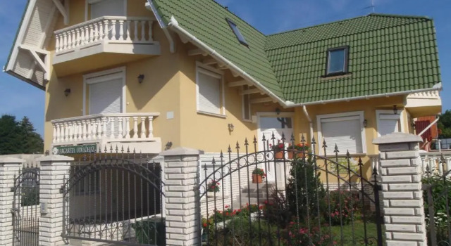 Margaréta Apartmanház, Book Lejlighed Hajdúszoboszló 
