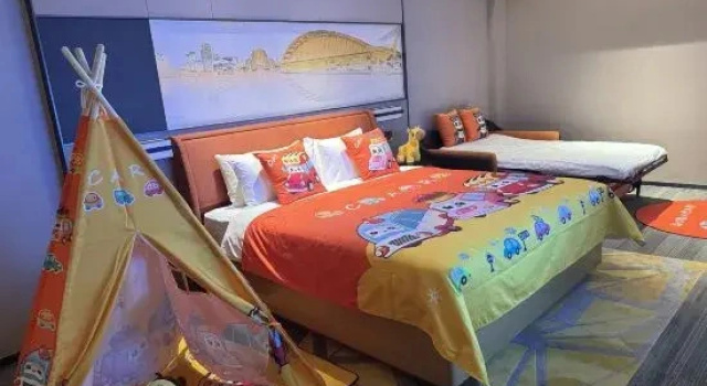 Люкс Deluxe Hampton by Hilton Wuhan East Lake Optics Valley