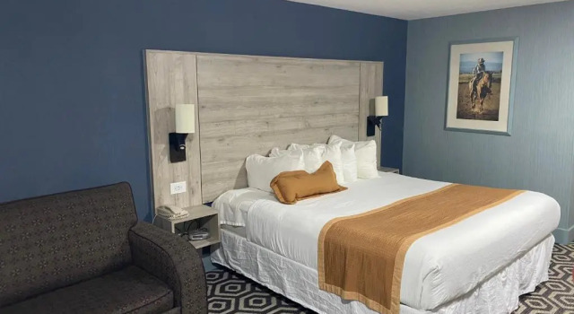 Двухместный номер Deluxe Ramada by Wyndham Medicine Hat
