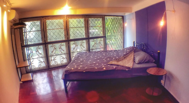 Lazy Blue House Asok