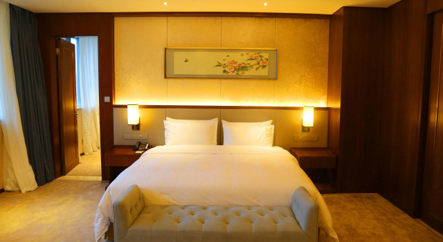 Jinling Shihu Garden Hotel Suzhou, Buchen Sie Hotel Suzhou (Jiangsu) 