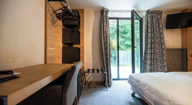 Номер Standard Hostellerie La Claire Fontaine, Logis hôtels & Spa included