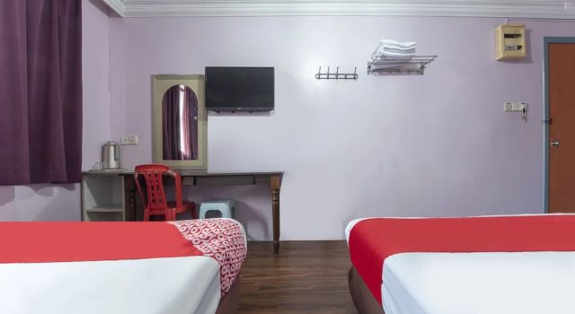OYO 90417 Apollo Hotel, Varaa Hotelli Hotellit Johor pysäköinnillä, Pysäköinti