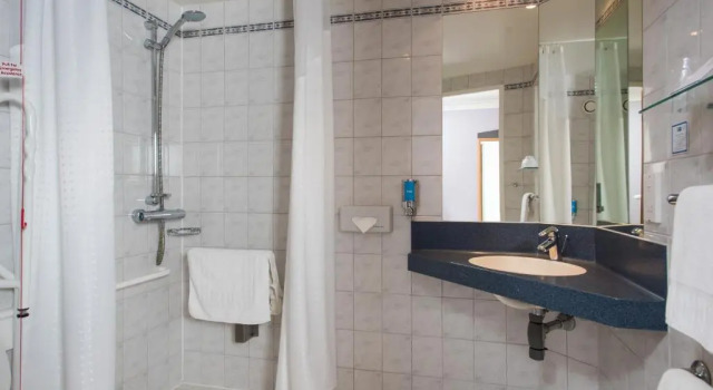 Двухместный номер Standard Holiday Inn Express Bristol Filton by IHG