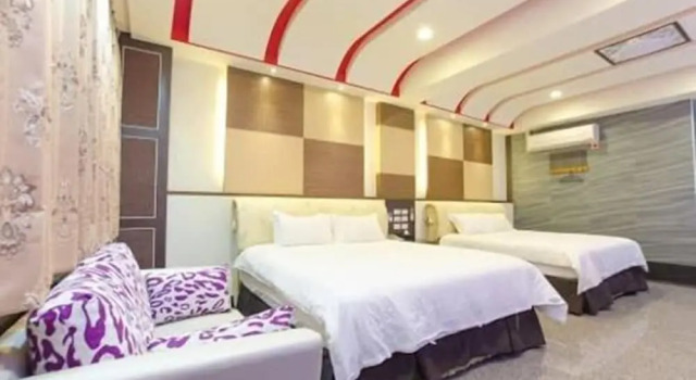 Четырёхместный номер Comfort Xianfeng B&B
