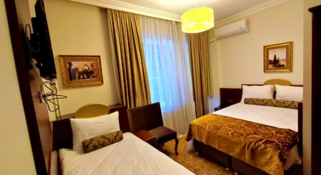 Трёхместный номер Standard с видом на город HOTEL EURO DIAMOND