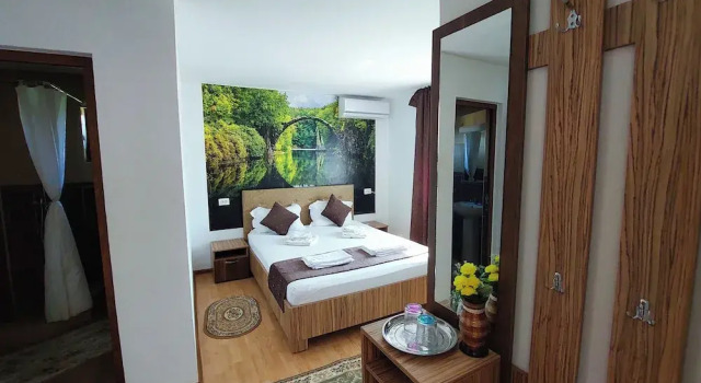 Paradiso Resort, Rezervați Stațiune Hoteluri resort în Tulcea, Stațiune