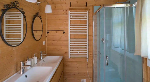 4 soveværelser i hytte Evolution Wood Accommodation
