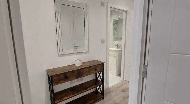 Апартаменты Modern 1 Bedroom Apartment Town Centre Camberley