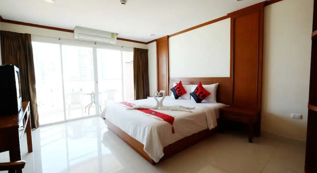 Номер Standard с балконом и с видом на город Phu View Talay Resort