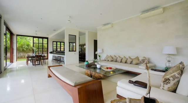 Umah Tenang, Book Hotel Cemagi Bali