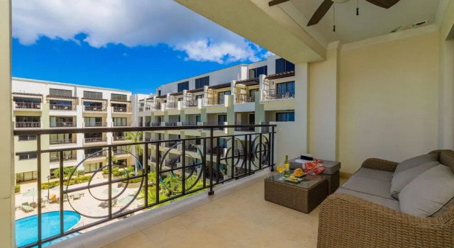 One Bedroom w Amazing Views GYM Resort Amenities, Book Resort Resort Hotels in Palm Beach, Resort