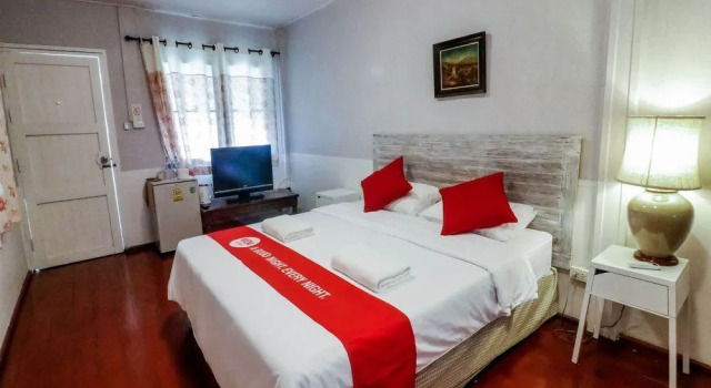 Nida Rooms Chiang Mai Gate 517 Downtown, 预订 酒店 Hot 清迈