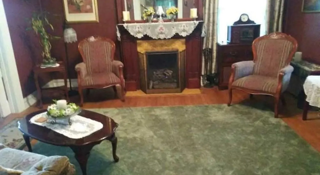 Wayne on Main, Book Bed and Breakfast Hoteller i Wayne County med morgenmad, Morgenmad
