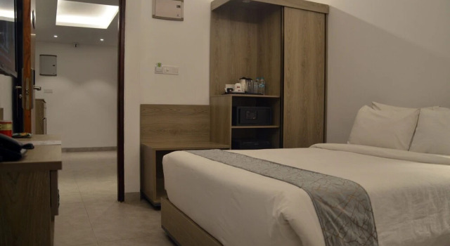 Priyo Nibash Stylish Residential Hotel