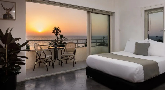 Gordon Beach House, Забронировать Отель Отели Тель-Авива с парковкой, рядом с Пляж Иерусалим, Парковка