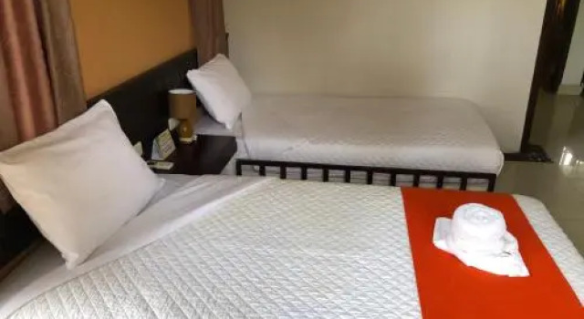 Terra Luna Lodge, Book Hotel Hotels in Amazonas with Parking, Parking