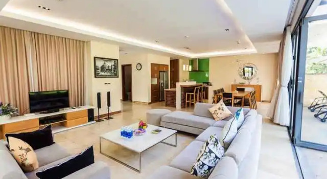 Perfect Private Pool Villa, Prenota Villa Hotel a Da Nang con colazione, Colazione