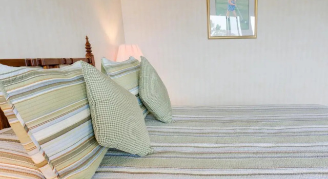 Двухместный номер Standard с видом на бассейн Hofsas House Hotel