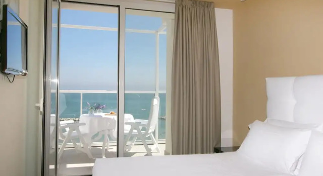 Люкс c 1 комнатой с видом на море Residence Terminus