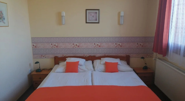 Трёхместный номер Classic Hotel Hajnal