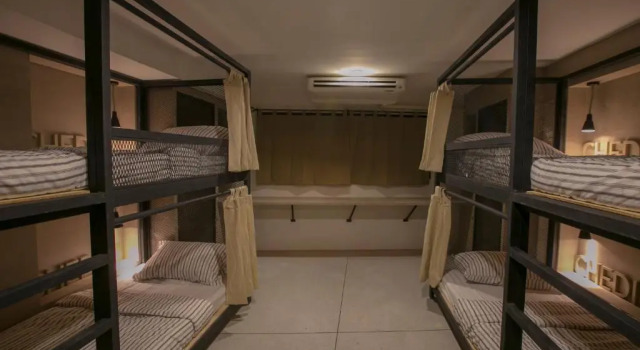 Кровать в общем номере Chedi View Hostel