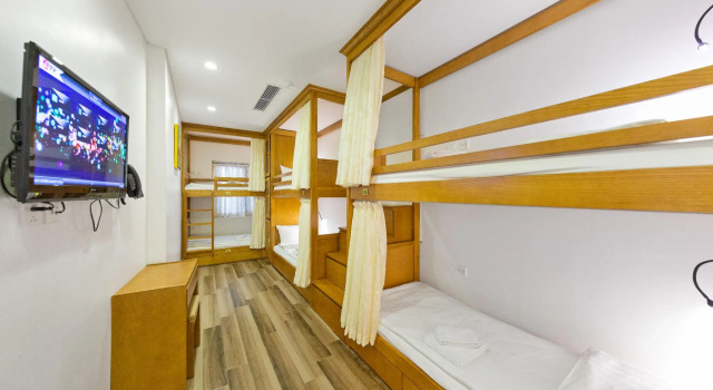 Кровать в общем номере Affa Boutique Hotel