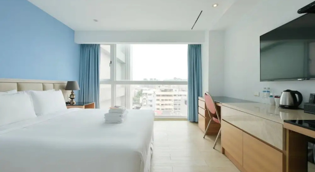 Standard Doppel Zimmer Hotel Champs Elysées