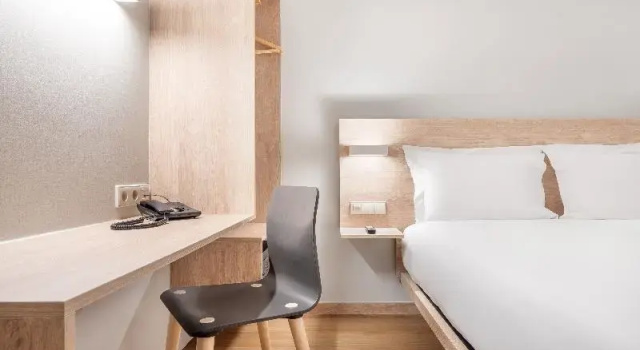 Одноместный номер Standard Moov Hotel Lisboa Oriente