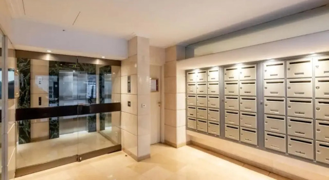 Beautiful Modern Fully Furnished Studio