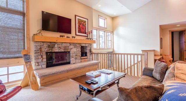 Angani Way Townhome 102 by Alpine Lodging Sun Valley, Book Hotel Hoteller i Sun Valley med parkering, nær Dollar, Parkering