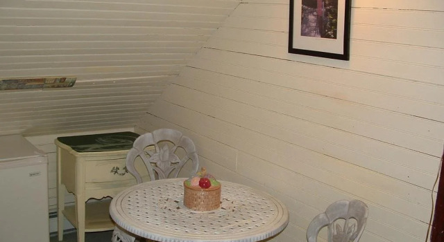 A White Swan Bed and Breakfast