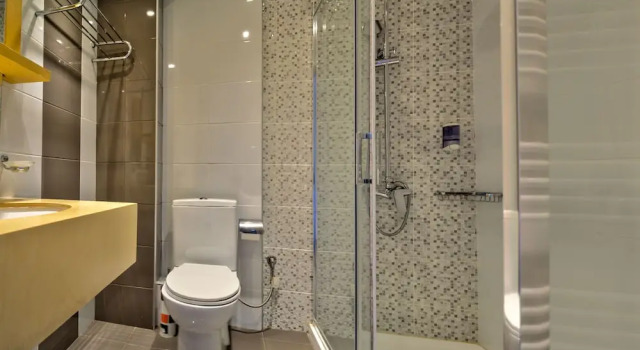 Семейный номер Standard с балконом и с видом на сад Poseidon Hotel
