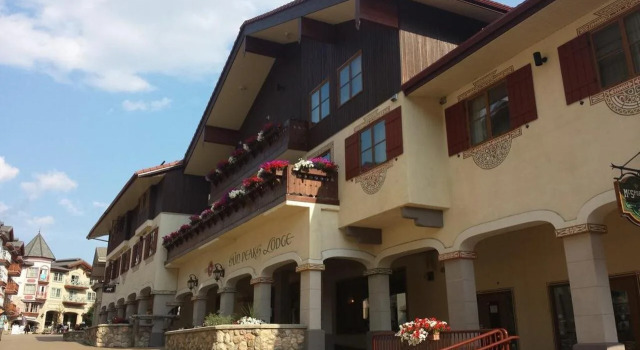 Sun Peaks Lodge, Réserver Hôtel Sun Peaks Colombie-Britannique