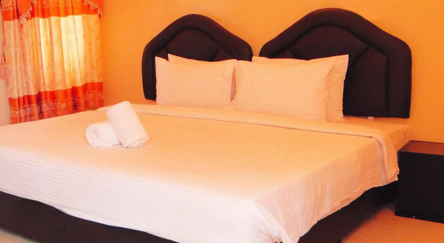 Najaf Central Hotel, Rezerwuj Hotel Huraa 