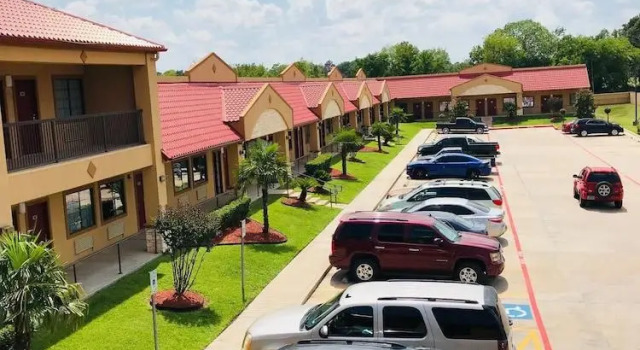 Номер Standard Palace Inn Greenspoint