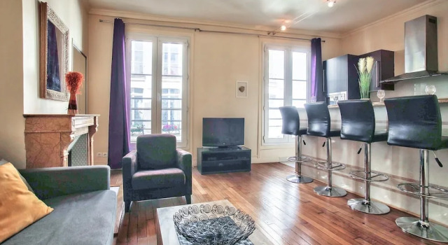 Appartement Tour Eiffel Sèvres - Babylone 1, Забронировать Апартаменты/квартира 6-й округ: Сен-Жермен Париж, рядом с Станция метро Solférino
