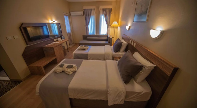 Трёхместный номер Comfort с балконом Herakles Thermal Hotel