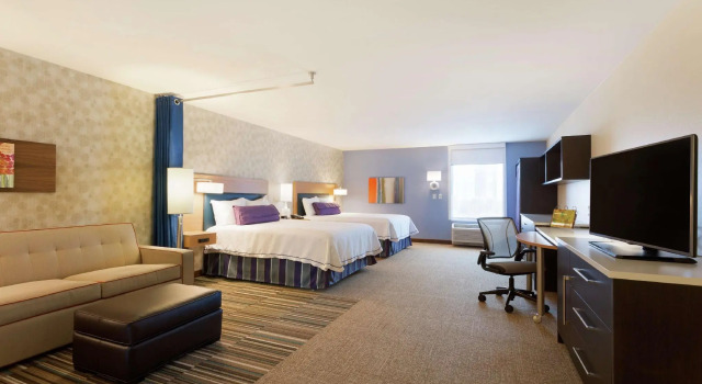 Четырёхместная студия Home2 Suites by Hilton Midland