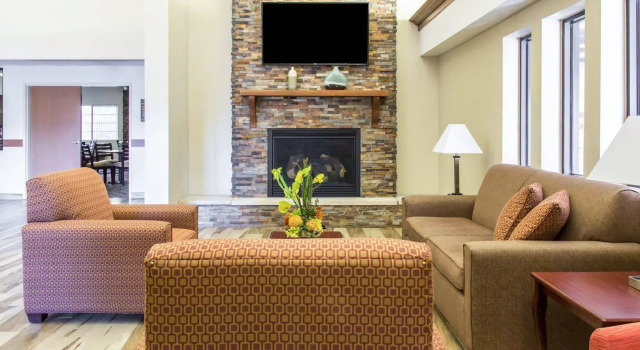 Quality Inn & Suites Vail Valley, Book Hotel Hoteller i Eagle med parkering, Parkering