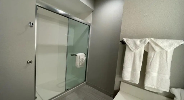 Люкс студия La Quinta Inn & Suites by Wyndham Valdosta