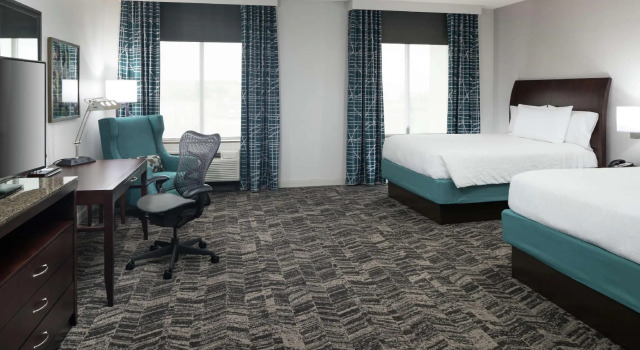 Четырёхместный номер Standard Hilton Garden Inn DFW North Grapevine