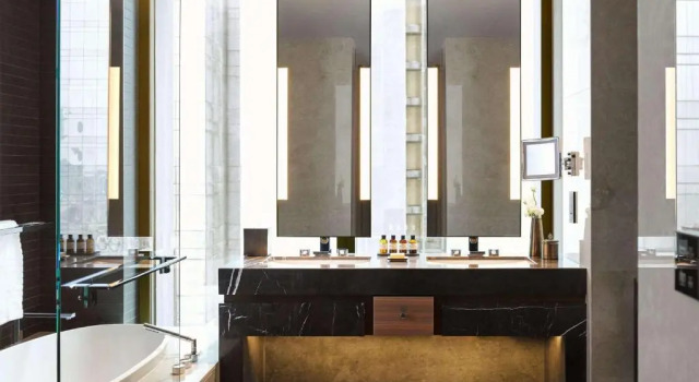 Люкс Fairmont с 2 комнатами Fairmont Quasar Istanbul Hotel